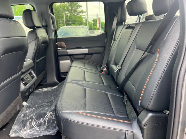 New 2025 Ford F350 Lariat w/ Lariat Ultimate Package image 21