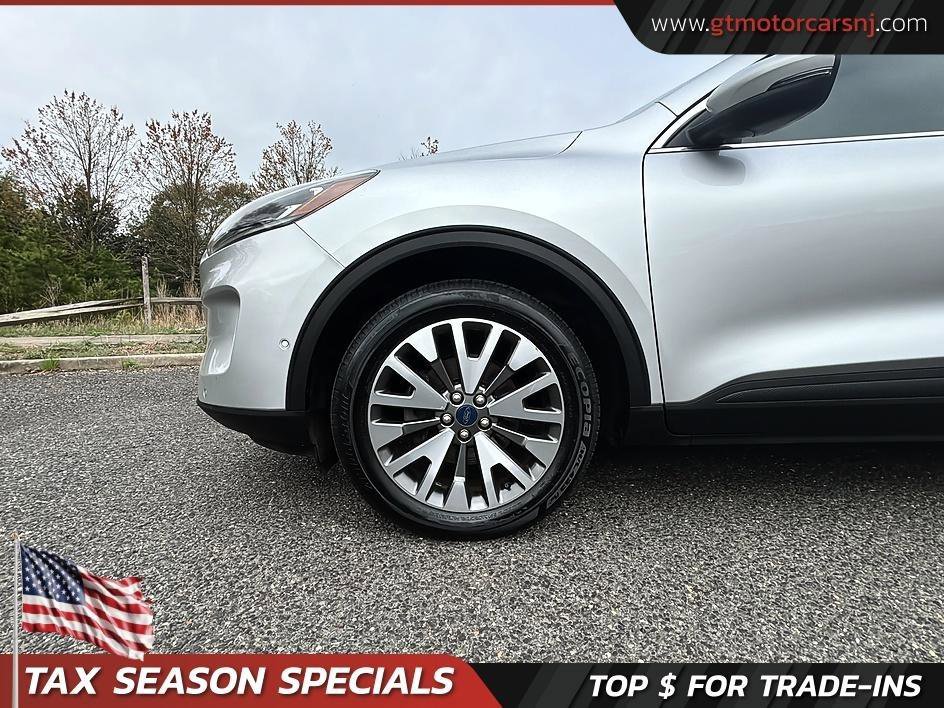 Used 2020 Ford Escape Titanium AWD/4WD image 15