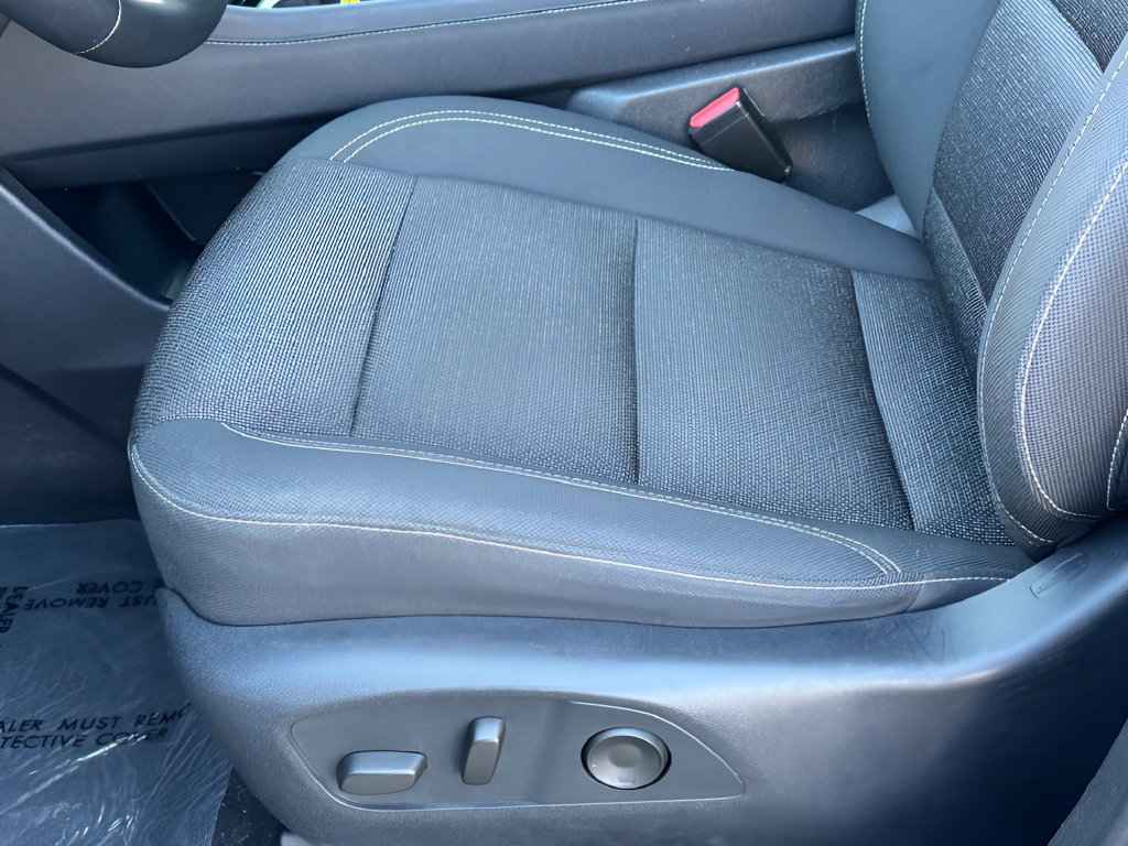 Used 2024 Chevrolet Traverse LT FWD image 26