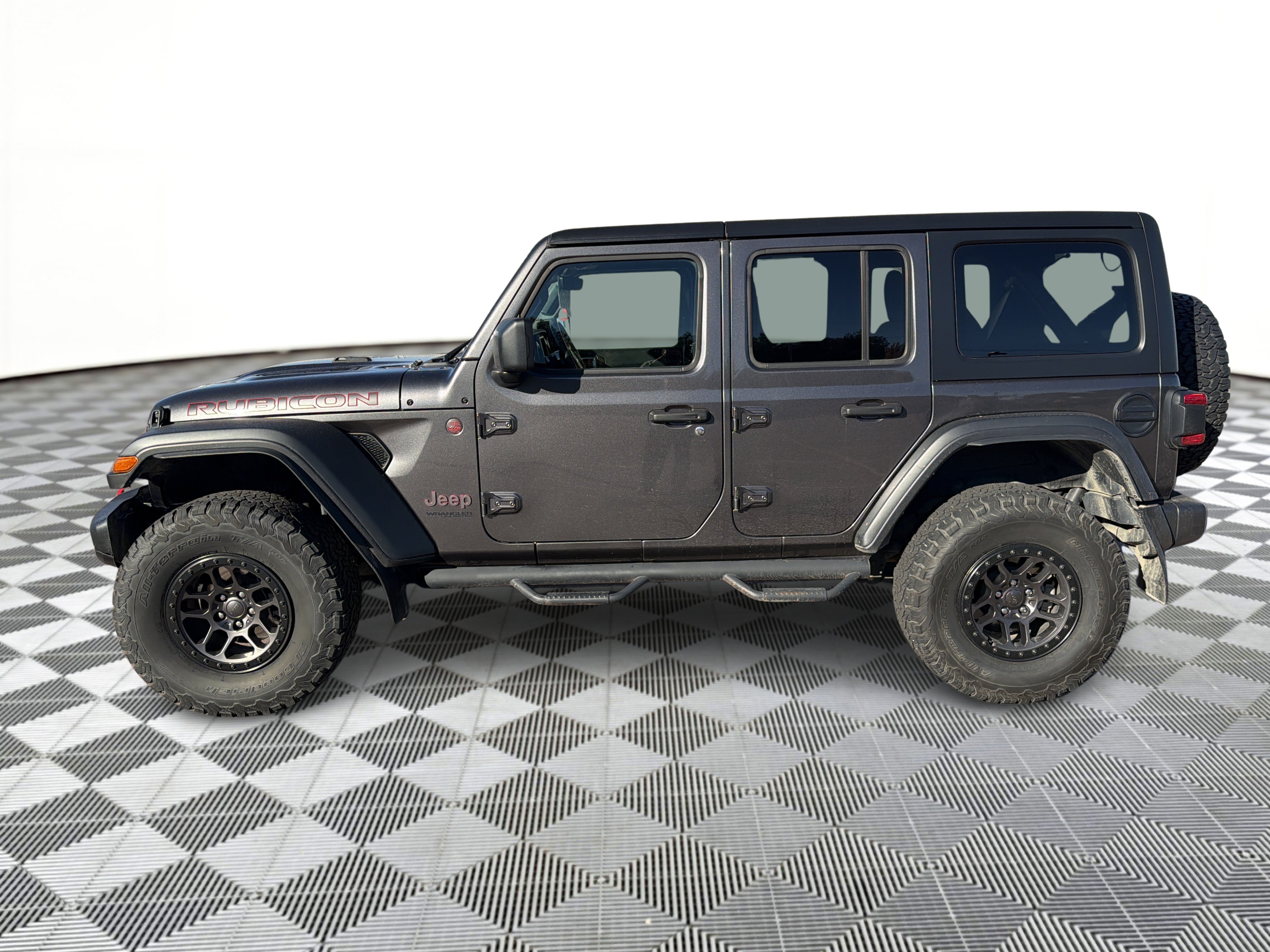 Used 2022 Jeep Wrangler Unlimited Rubicon w/ Xtreme Recon 35" Tire Package AWD/4WD image 2