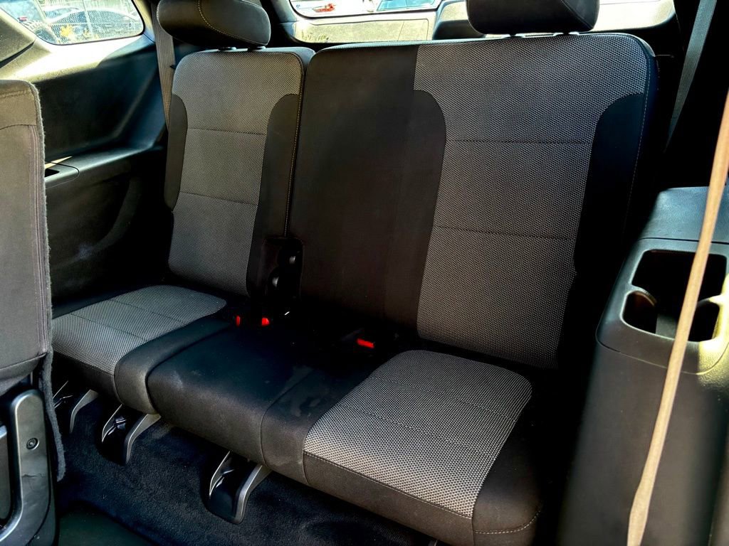 Used 2023 Chevrolet Traverse LT image 22