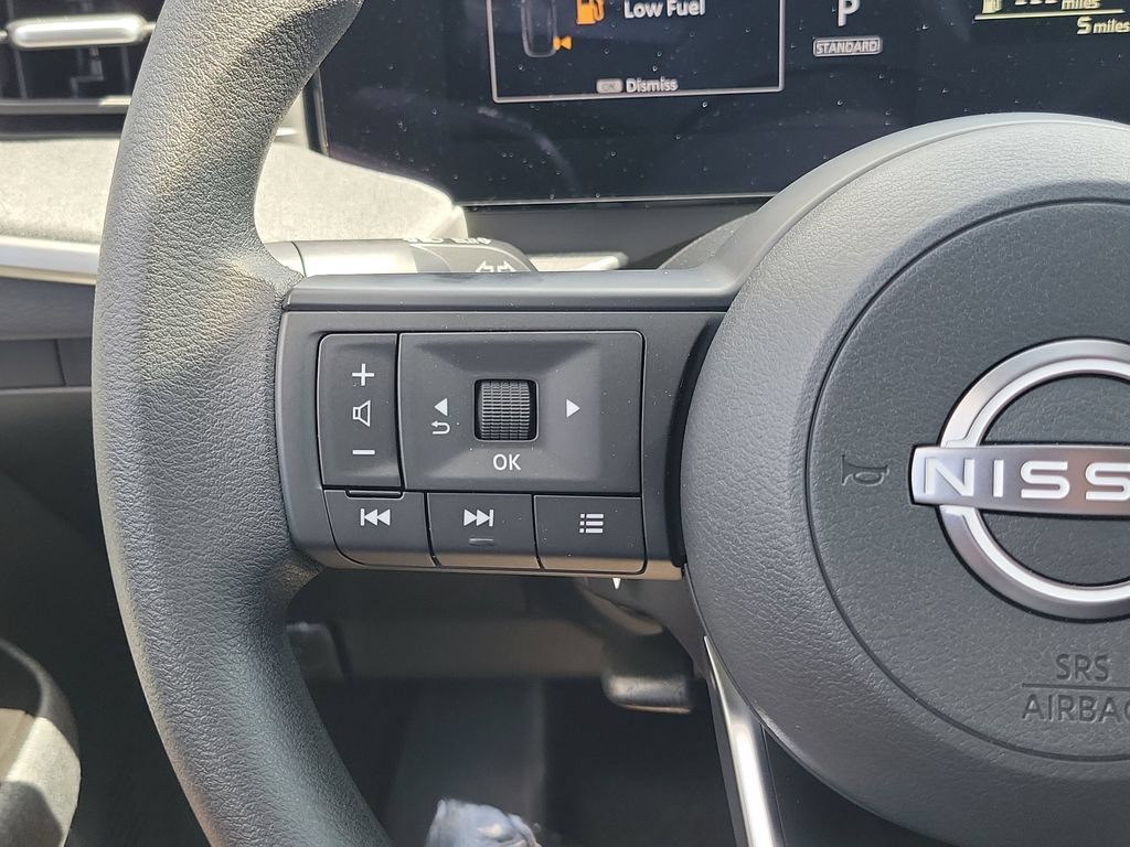 New 2026 Nissan Kicks SV w/ Interior Electronics Package FWD image 6