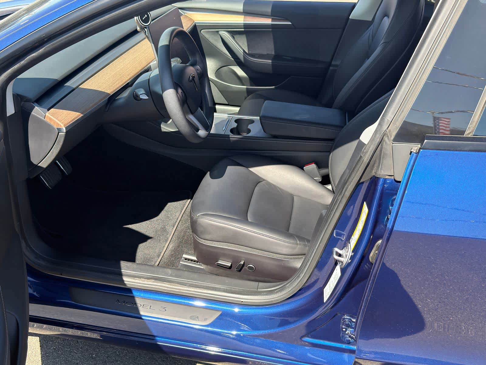 Used 2022 Tesla Model 3 Long Range AWD/4WD image 13