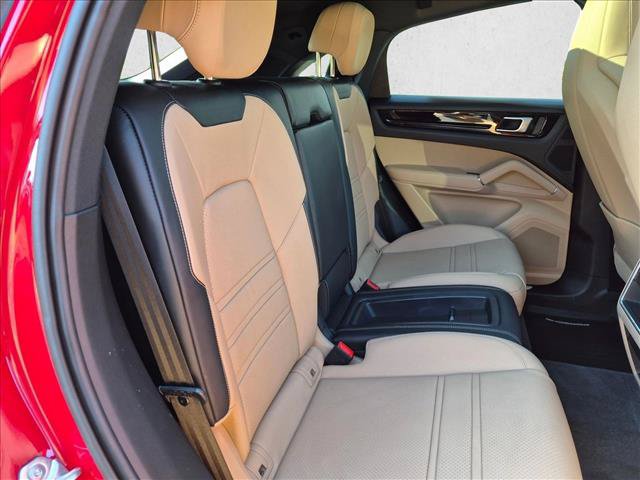 Used 2023 Porsche Cayenne Coupe AWD/4WD image 20