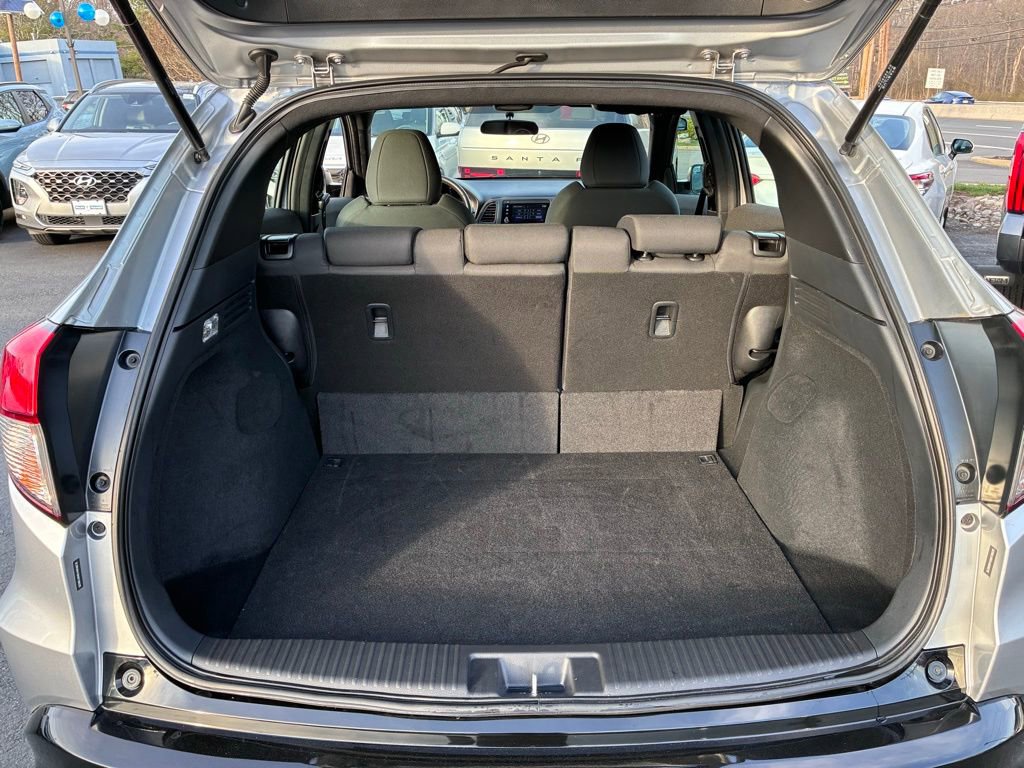 Used 2019 Honda HR-V Sport image 12