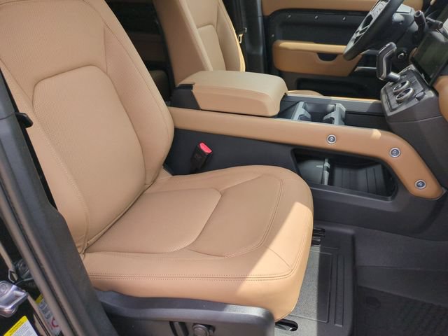 New 2026 Land Rover Defender 110 X-Dynamic SE AWD/4WD image 18