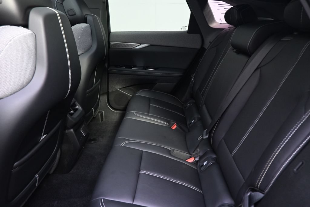 New 2026 Cadillac Optiq Luxury 1 w/ LPO, Floor Liner Package AWD/4WD image 21