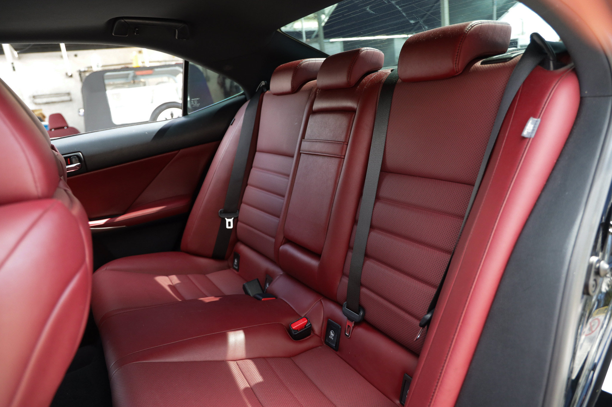 Used 2016 Lexus IS 200t w/ F Sport Package RWD image 12