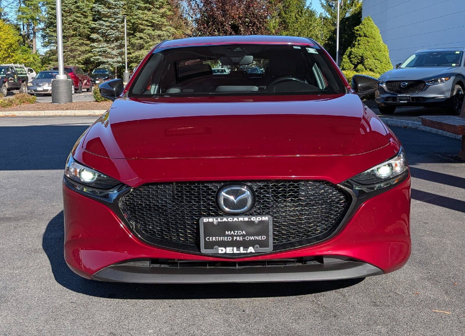 Used 2022 MAZDA MAZDA3 s FWD image 2