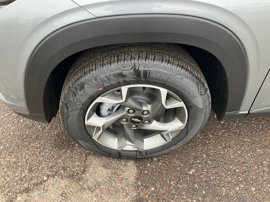 New 2026 Chevrolet Trax LT FWD image 33