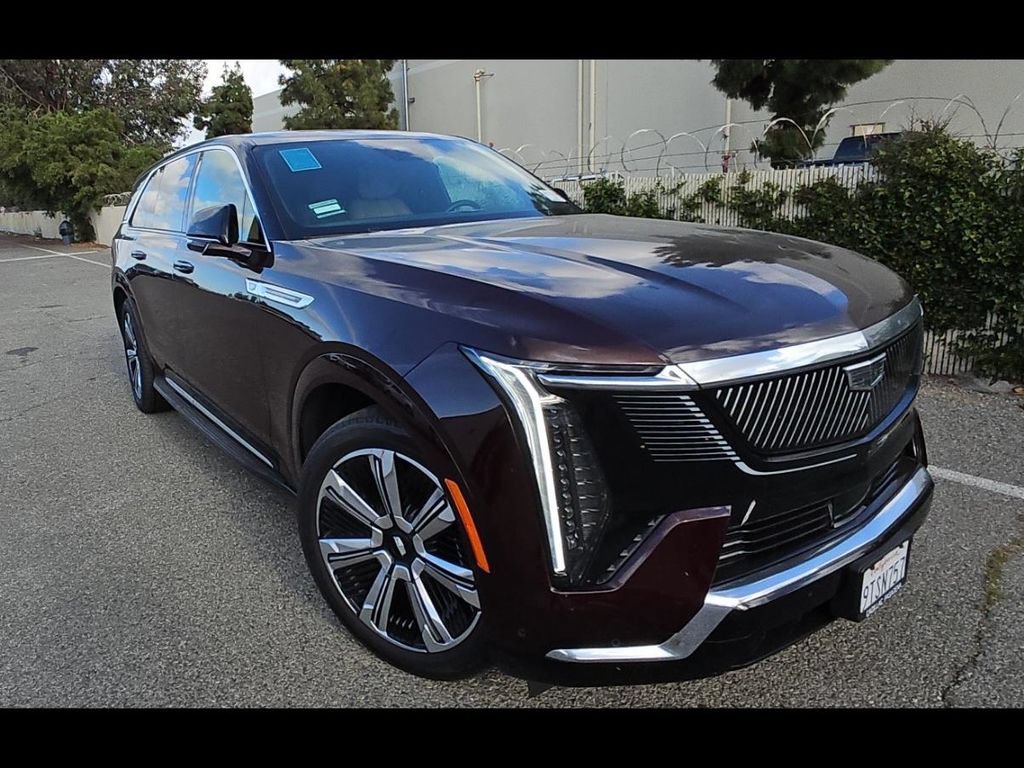 Used 2025 Cadillac Escalade IQ Luxury 2 AWD/4WD image 2