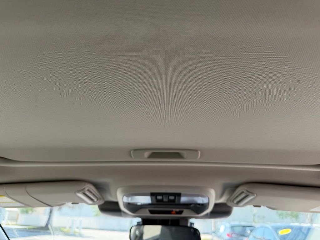 Used 2025 Subaru Crosstrek 2.0i Premium image 22