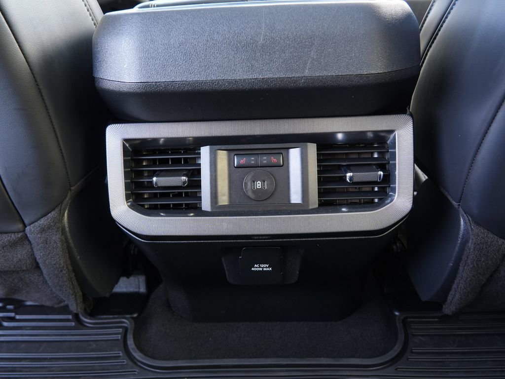 Used 2025 Ford F350 Platinum image 29