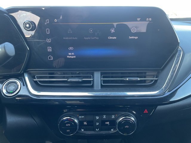 Used 2025 Chevrolet Trax RS image 23