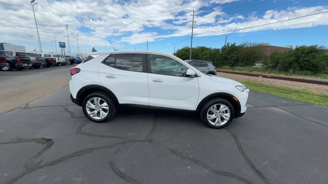 Used 2025 Buick Encore GX Preferred FWD image 9