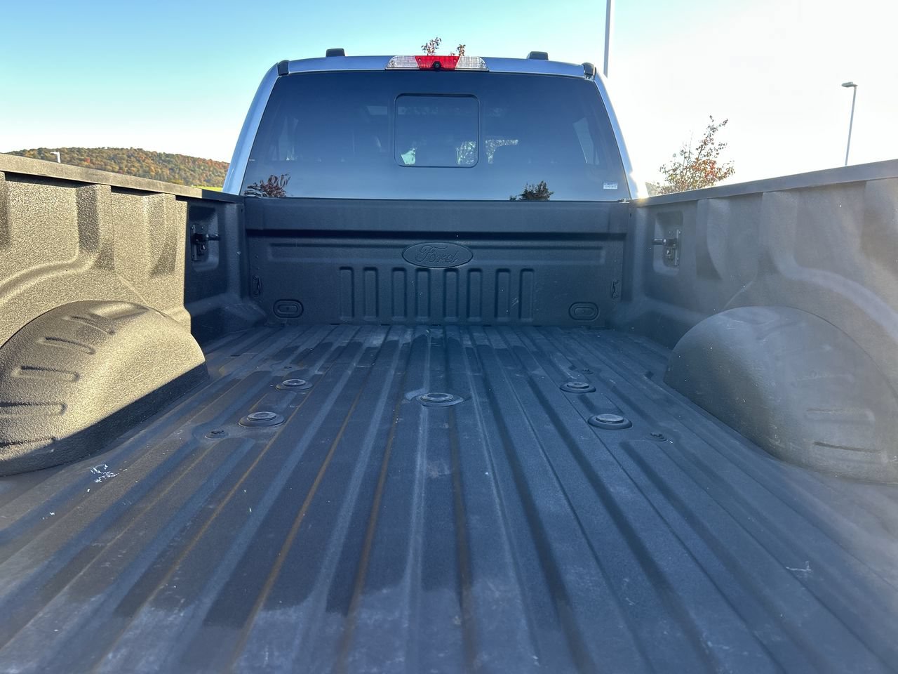 Used 2022 Ford F350 Lariat w/ Lariat Value Package AWD/4WD image 9