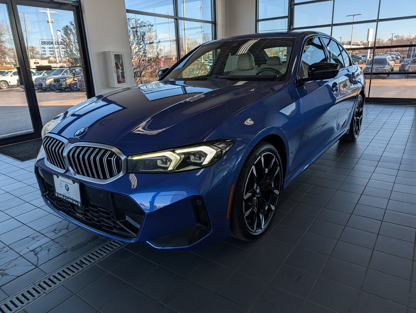 Certified 2025 BMW 330i xDrive Sedan w/ M Sport Package image 7