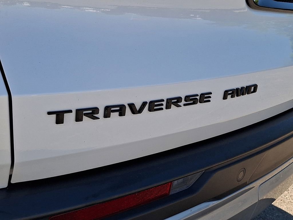Used 2024 Chevrolet Traverse Z71 w/ Enhanced Driving Package AWD/4WD image 32