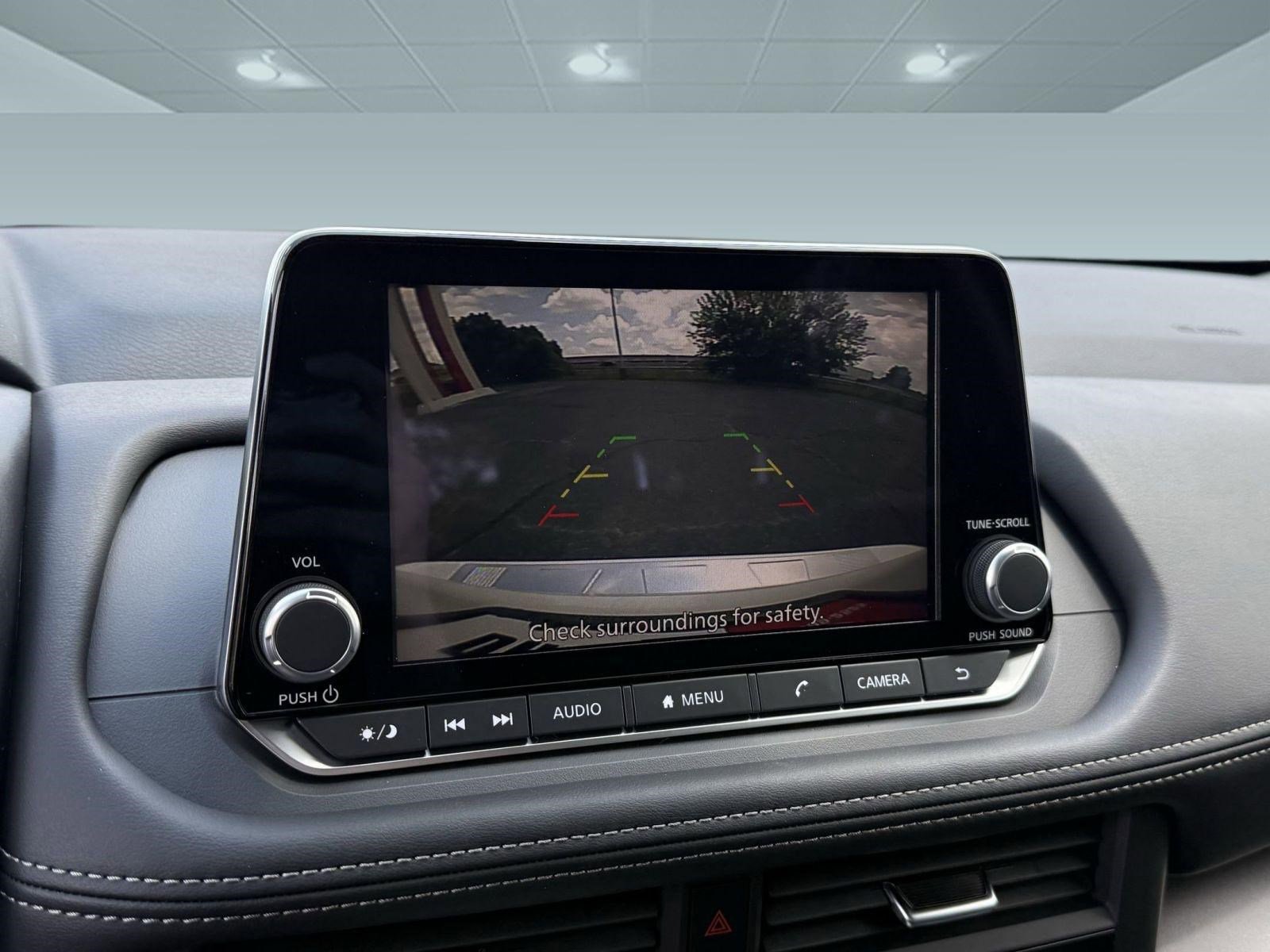 Certified 2026 Nissan Rogue SV image 27