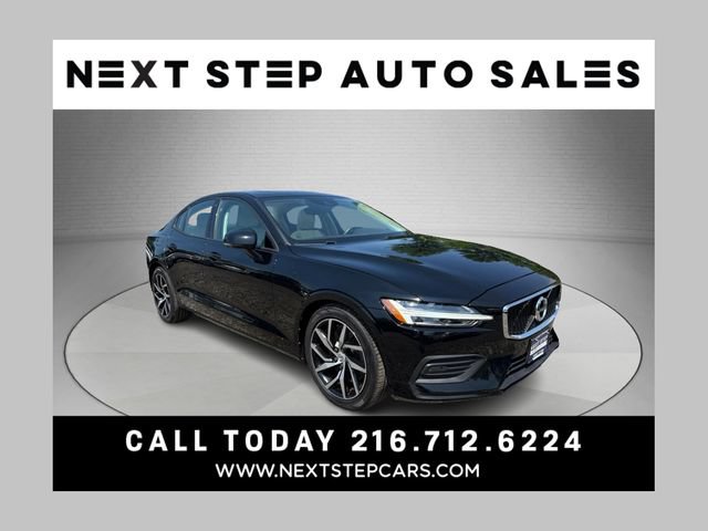 Used 2020 Volvo S60 T6 Momentum w/ Protection Package Premier AWD/4WD image 1