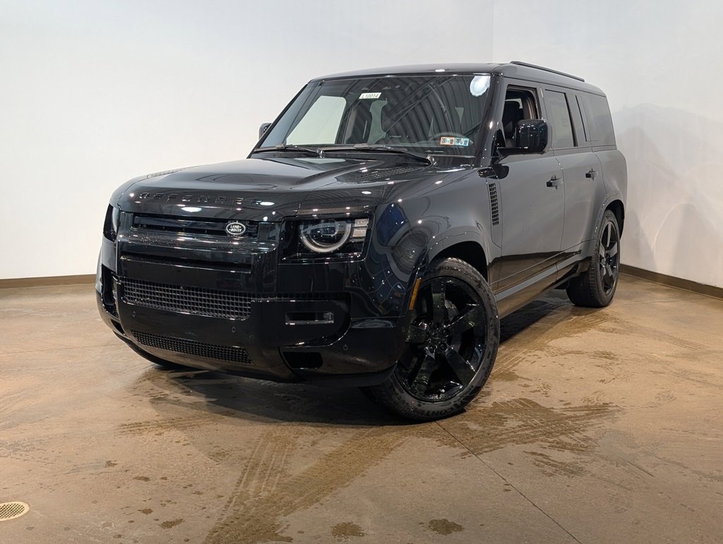 New 2026 Land Rover Defender 130 X-Dynamic SE image 1