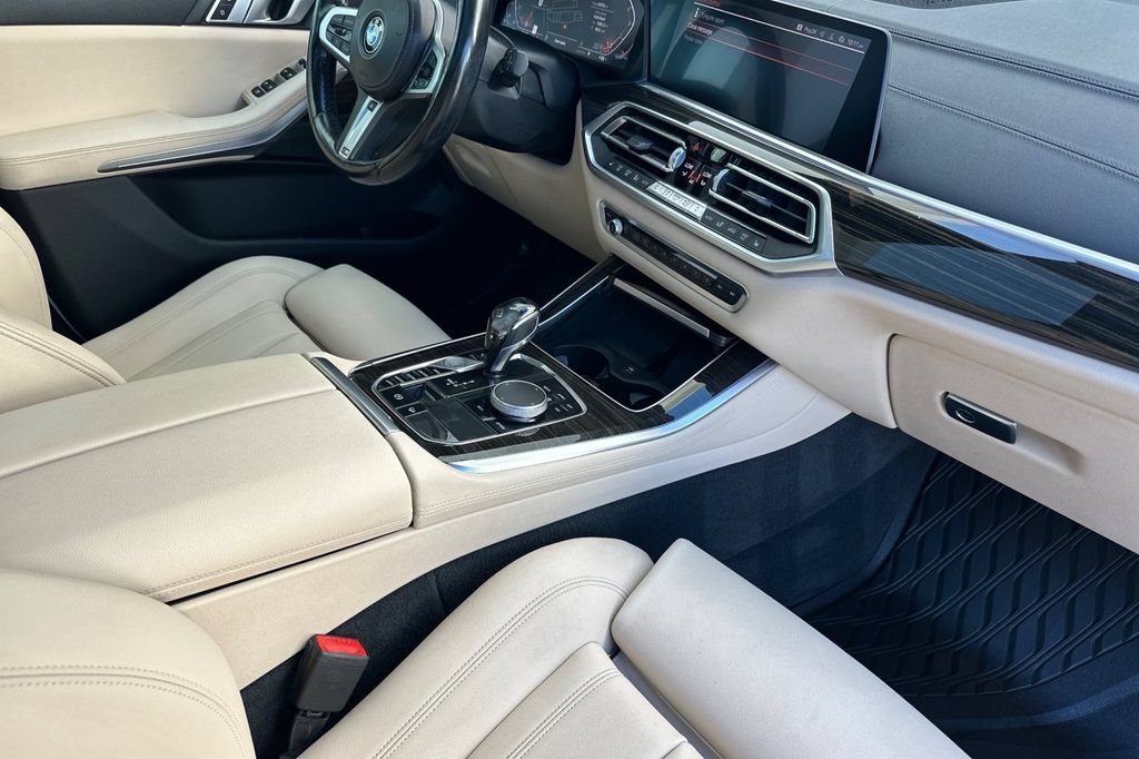 Used 2019 BMW X5 xDrive40i w/ Premium Package 2 AWD/4WD image 17