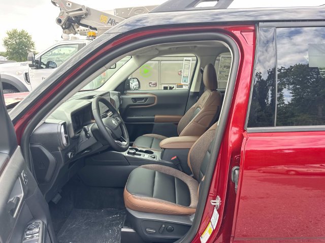 New 2026 Ford Bronco Sport Outer Banks w/ Outer Banks Tech Package+ AWD/4WD image 12