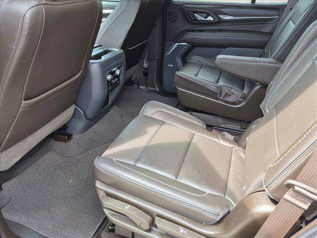 Used 2021 GMC Yukon Denali w/ Denali Premium Package AWD/4WD image 17