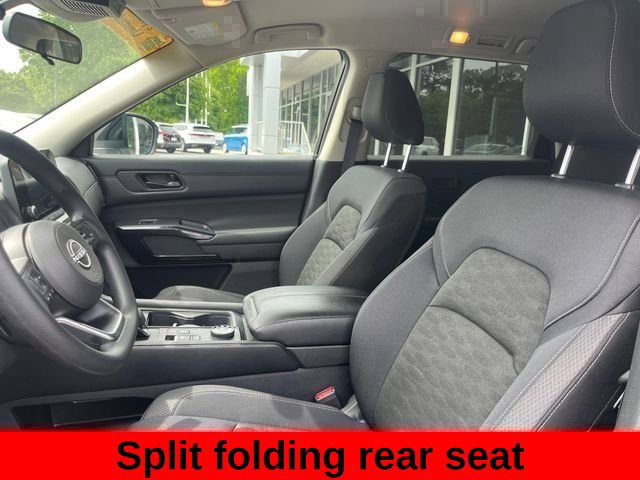Used 2025 Nissan Pathfinder S AWD/4WD image 70