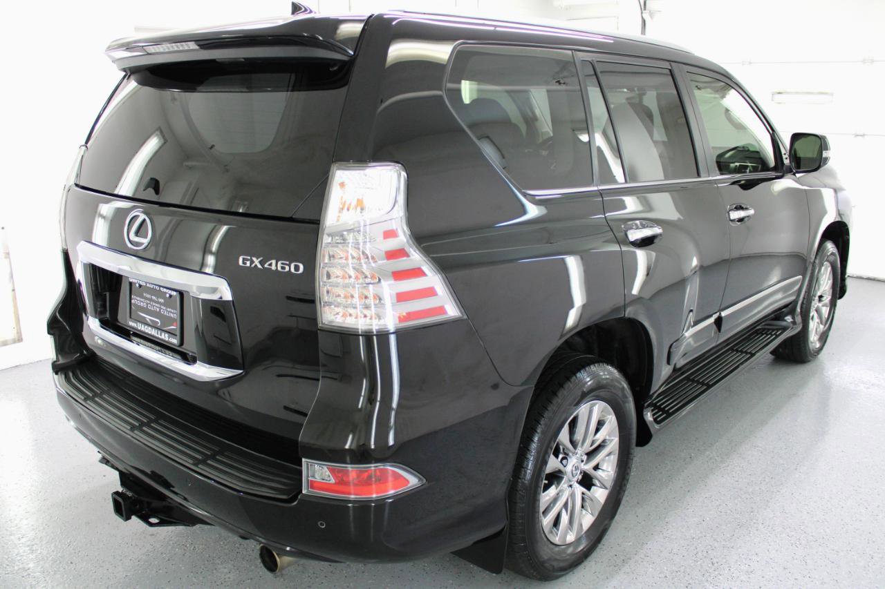 Used 2017 Lexus GX 460 Premium w/ Premium Package image 9