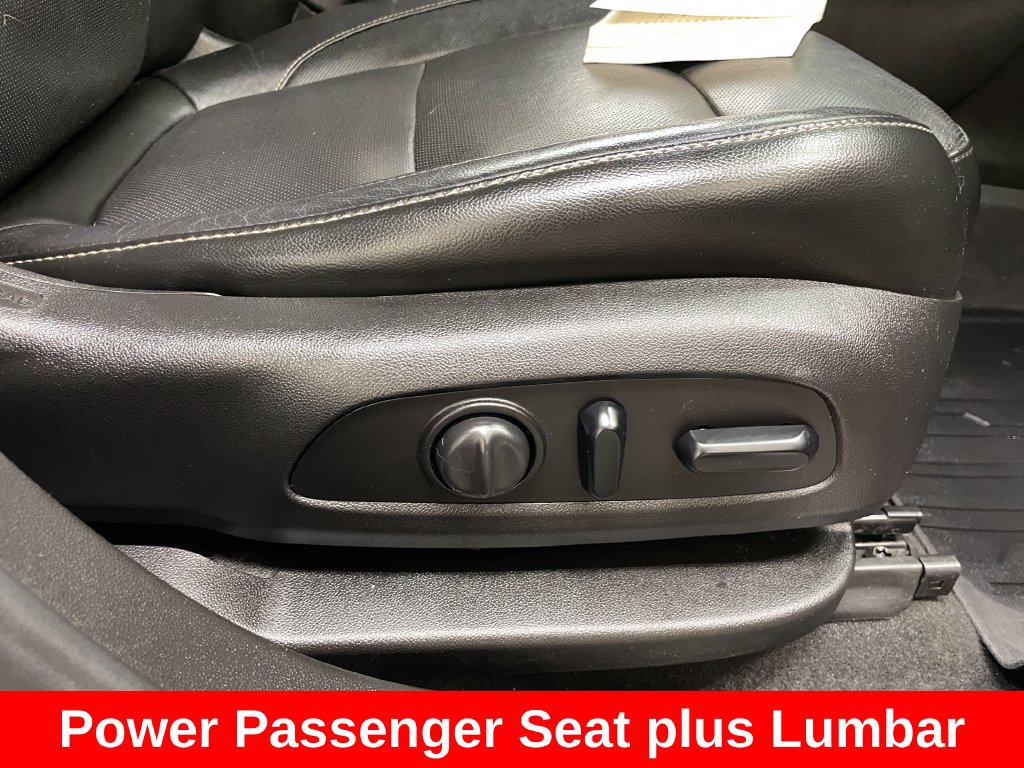 Certified 2018 GMC Acadia SLT w/ LPO, Floor Liner Package FWD image 9