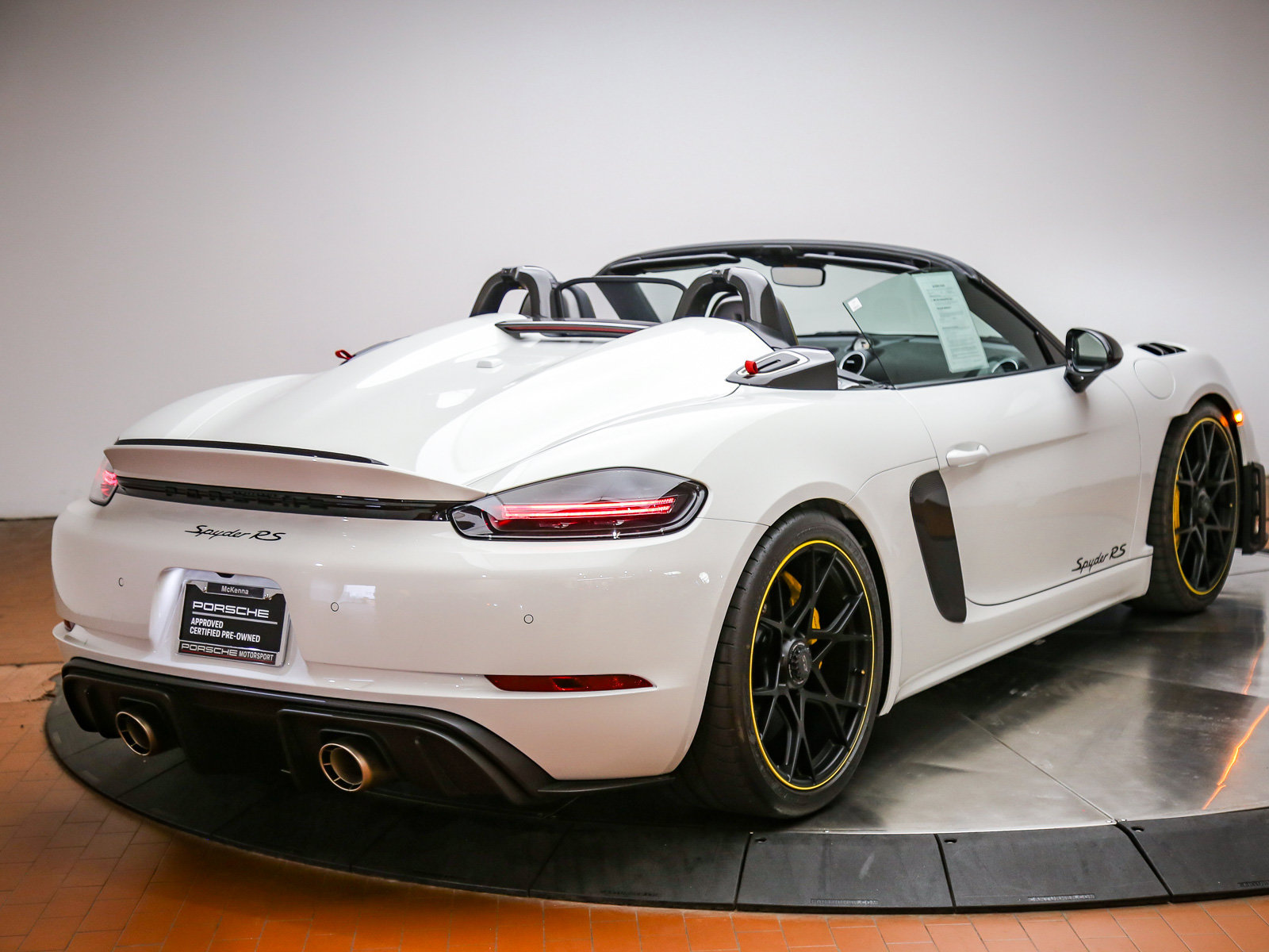 Certified 2025 Porsche 718 Boxster Spyder RS RWD image 7
