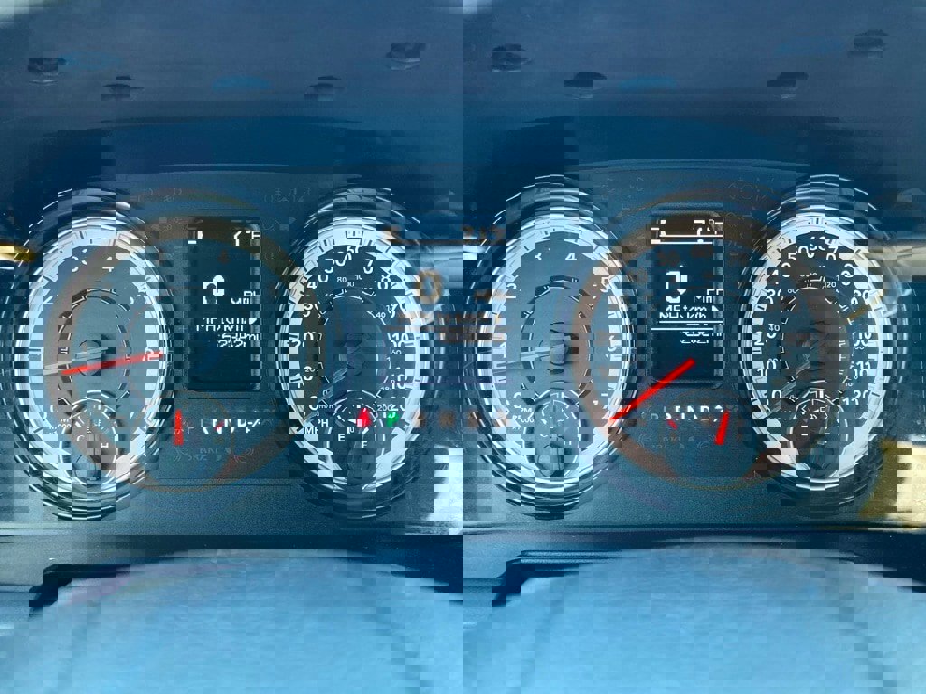 Used 2024 RAM 1500 Classic SLT image 15