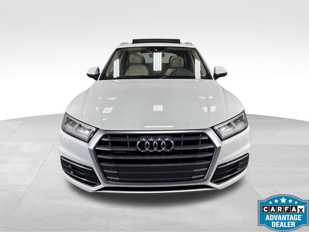 Used 2018 Audi Q5 2.0T Premium Plus w/ Premium Plus Package AWD/4WD image 2