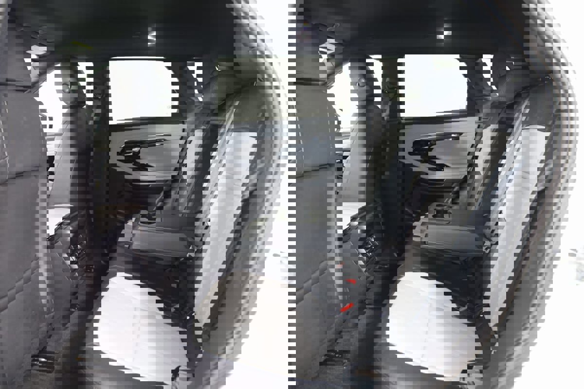 Used 2022 Land Rover Range Rover Evoque R-Dynamic S image 44