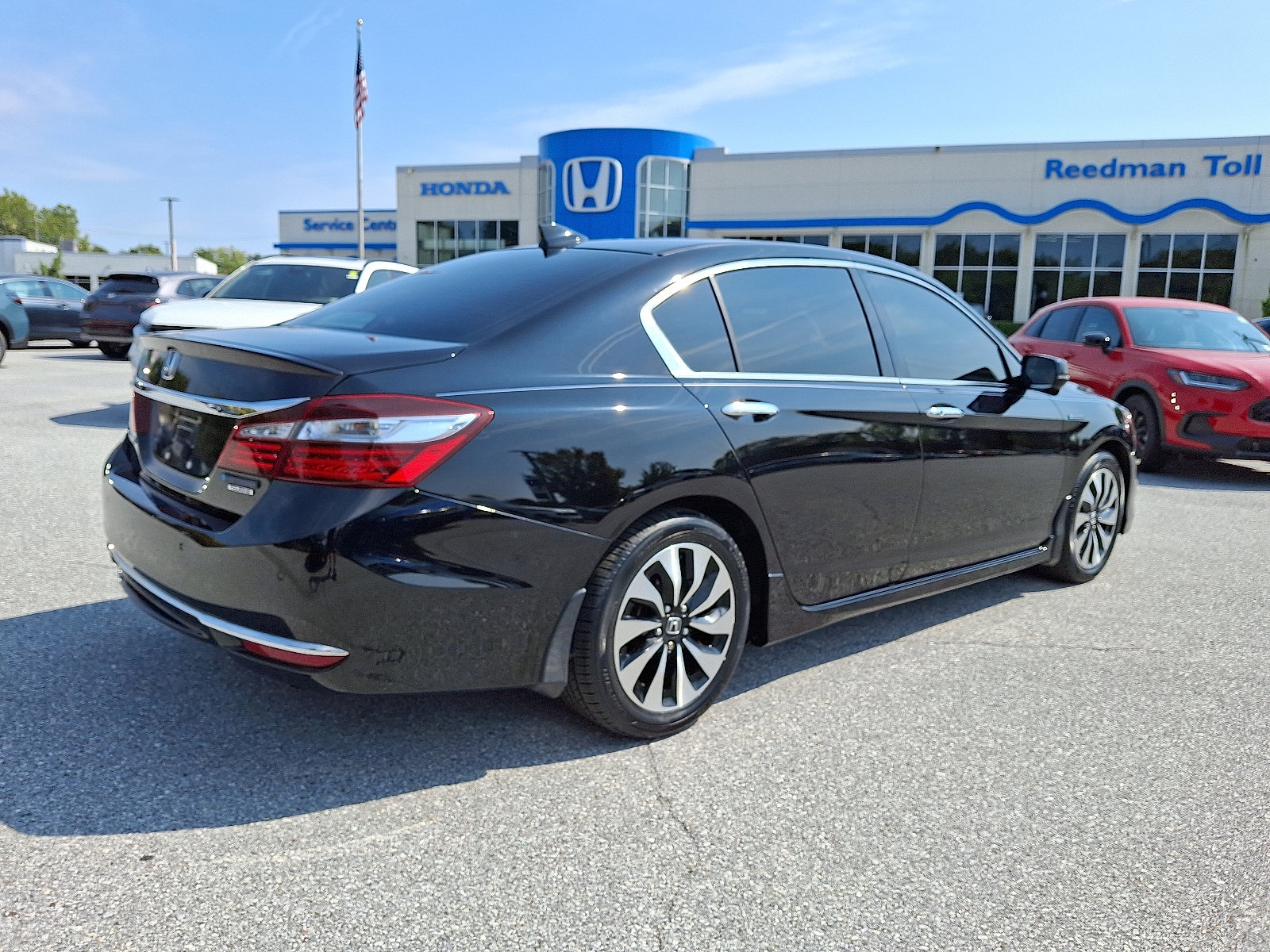 Used 2017 Honda Accord Touring image 5