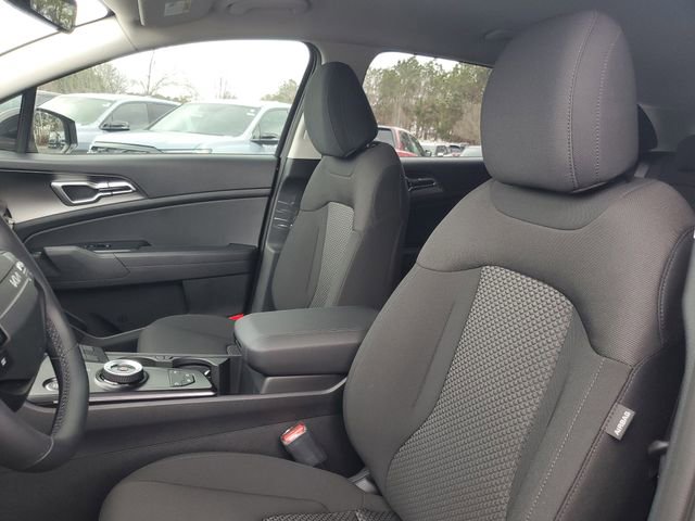 New 2026 Kia Sportage LX FWD image 14