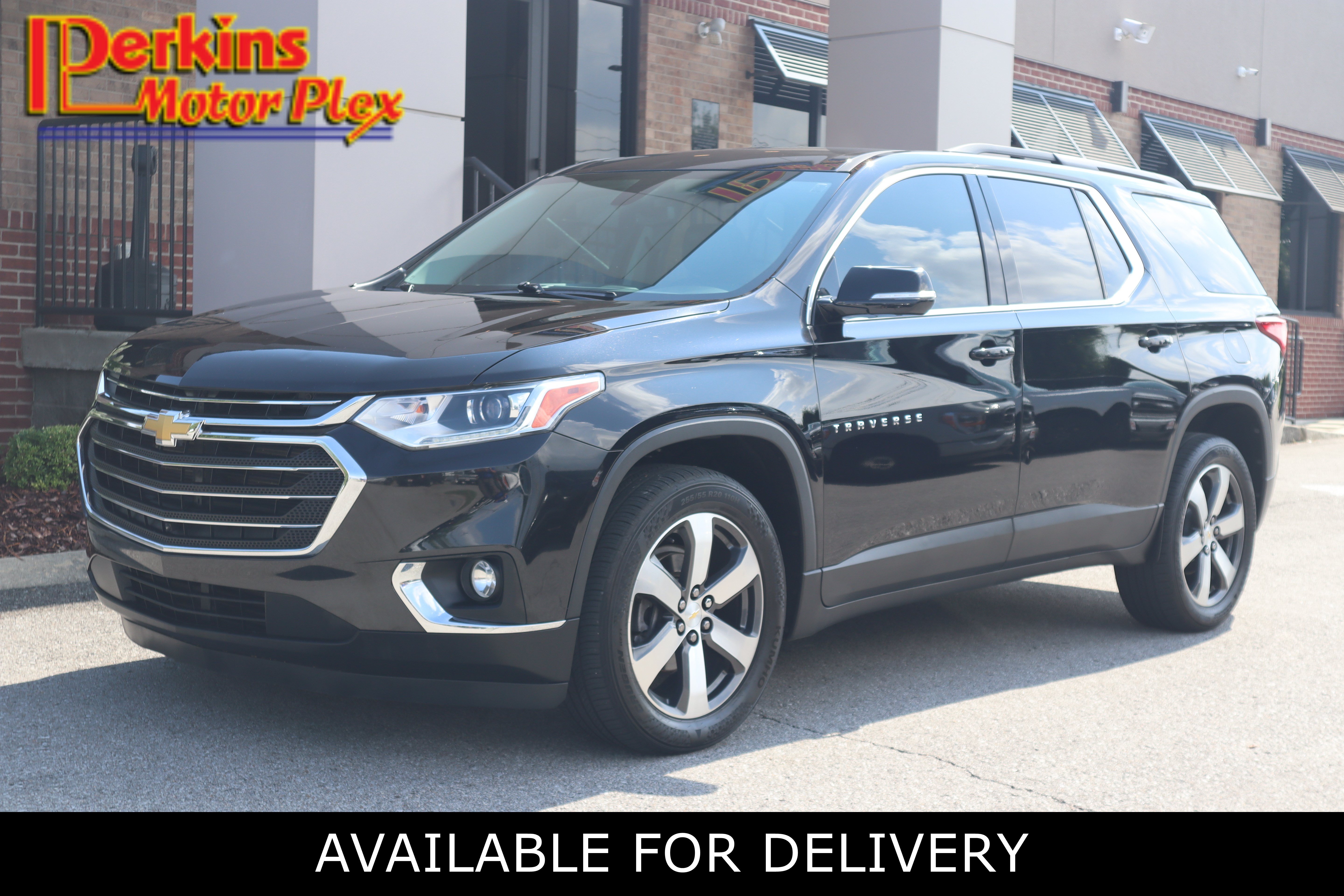 Used 2019 Chevrolet Traverse LT w/ LT Premium Package