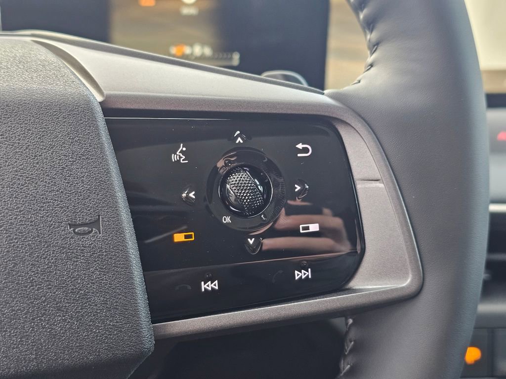 New 2026 Nissan Leaf Platinum+ w/ Cargo Package (Platinum+) image 32