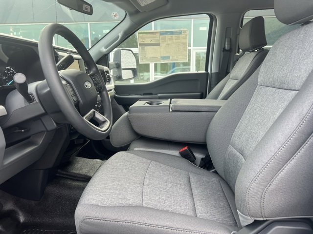 New 2026 Ford F250 XL image 4