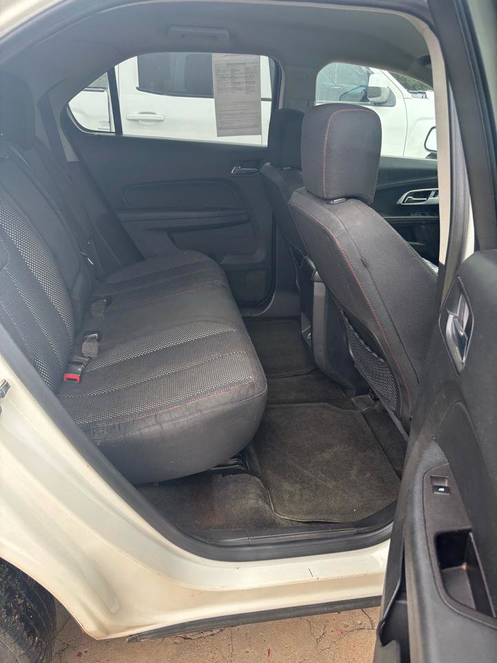 Used 2015 Chevrolet Equinox LT w/ Driver Convenience Package FWD image 9