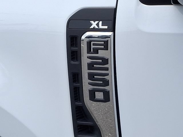 Used 2024 Ford F250 XL w/ XL Chrome Package AWD/4WD image 28