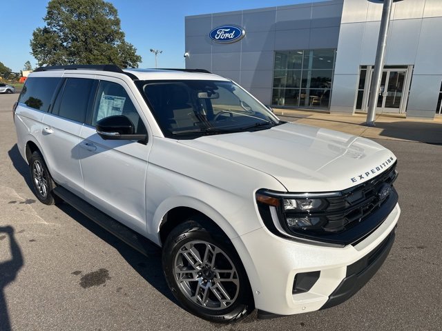 New 2025 Ford Expedition Max Active image 6