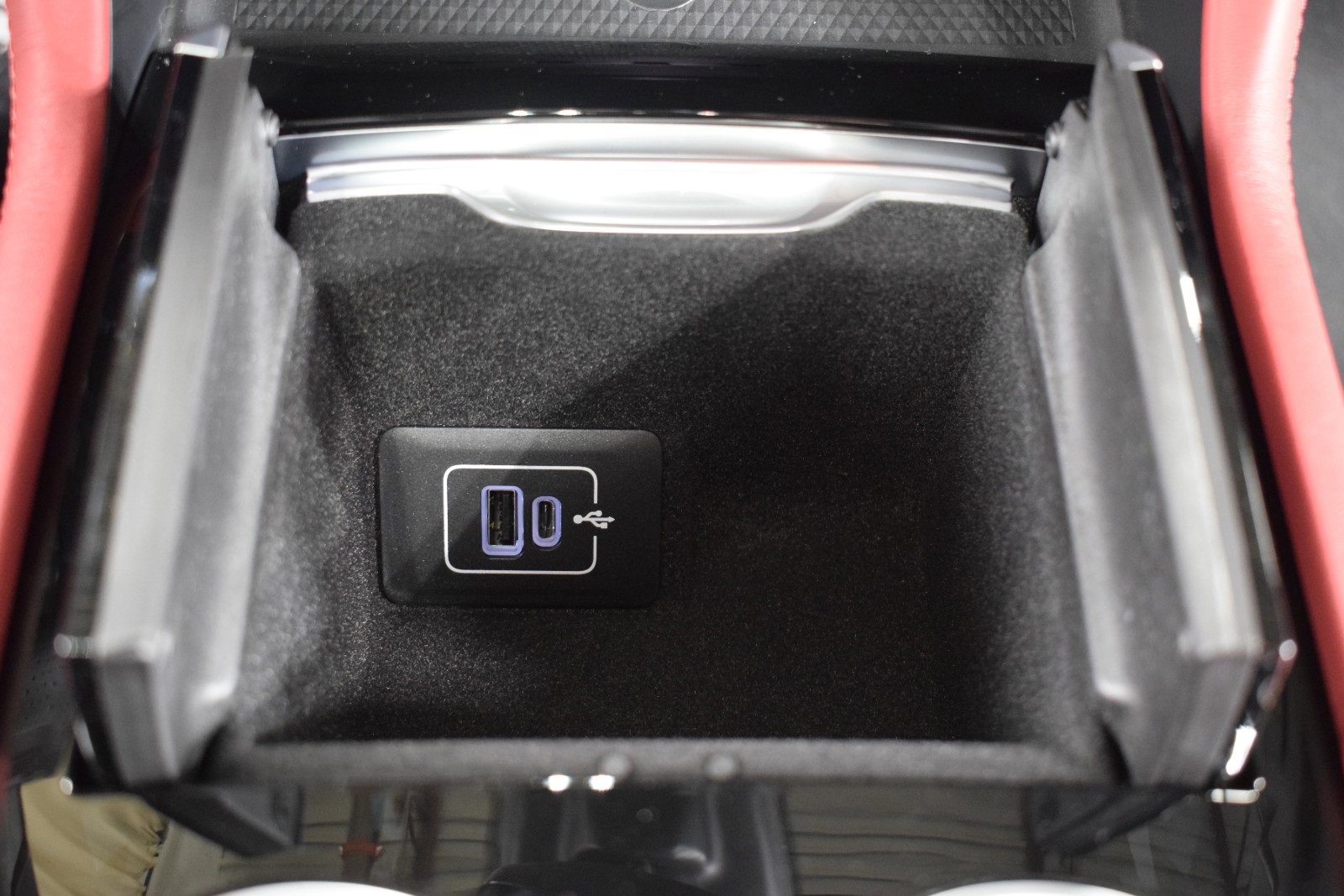 New 2025 Maserati Grecale Folgore image 36