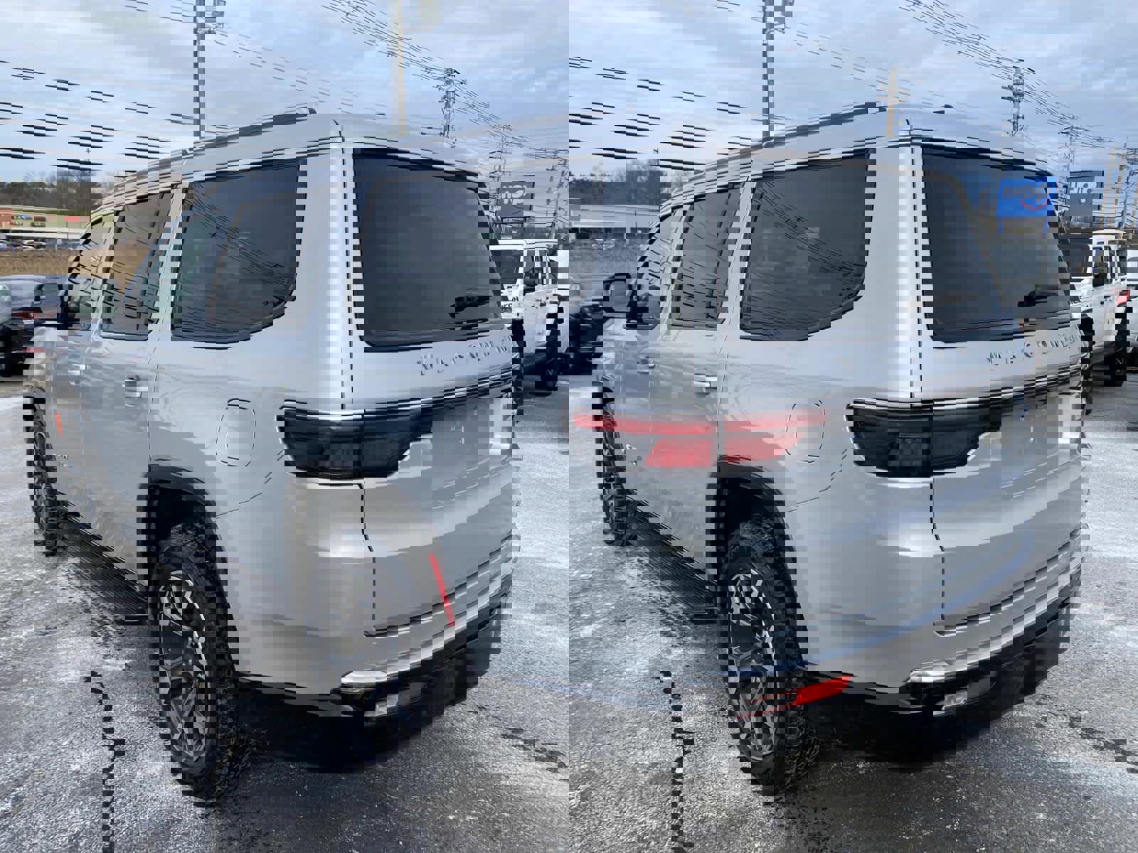 Certified 2024 Jeep Wagoneer Series III image 8