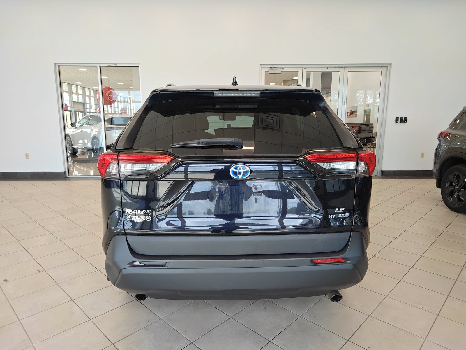 Used 2020 Toyota RAV4 LE w/ All Weather Liner Package AWD/4WD image 4