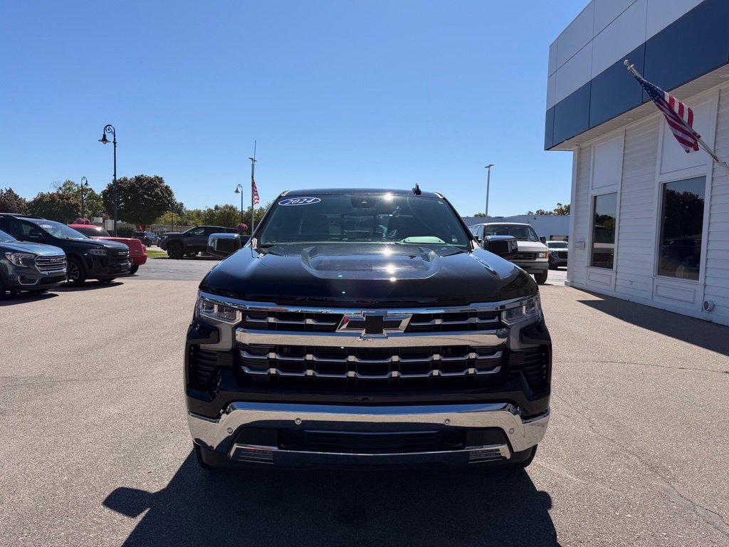 Certified 2024 Chevrolet Silverado 1500 LTZ w/ LTZ Convenience Package II AWD/4WD image 2