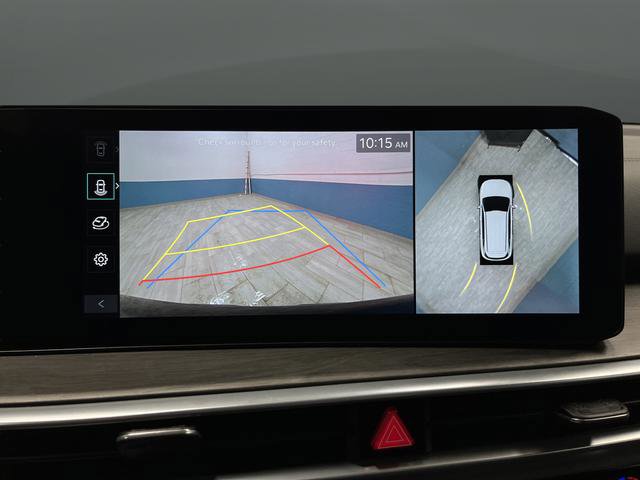 Used 2025 Kia Sorento SX image 11