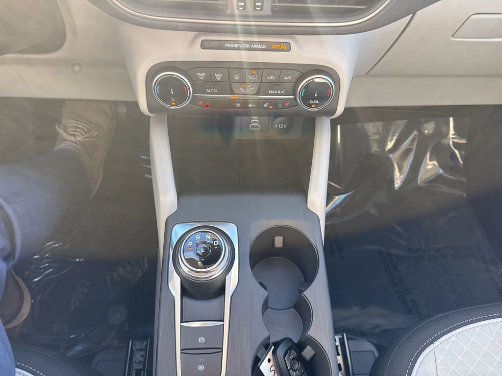 New 2026 Ford Escape Active w/ Cold Weather Package AWD/4WD image 18