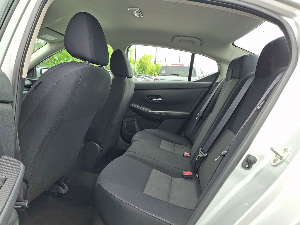 Used 2023 Nissan Sentra SV FWD image 10